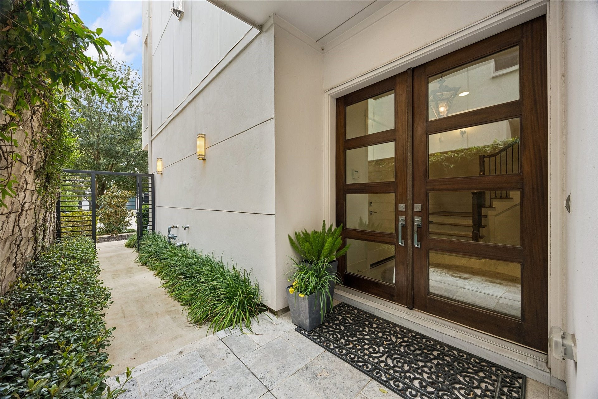1526 Vermont Street, Houston, TX 77006 1526 Vermont Street, Houston, TX 77006