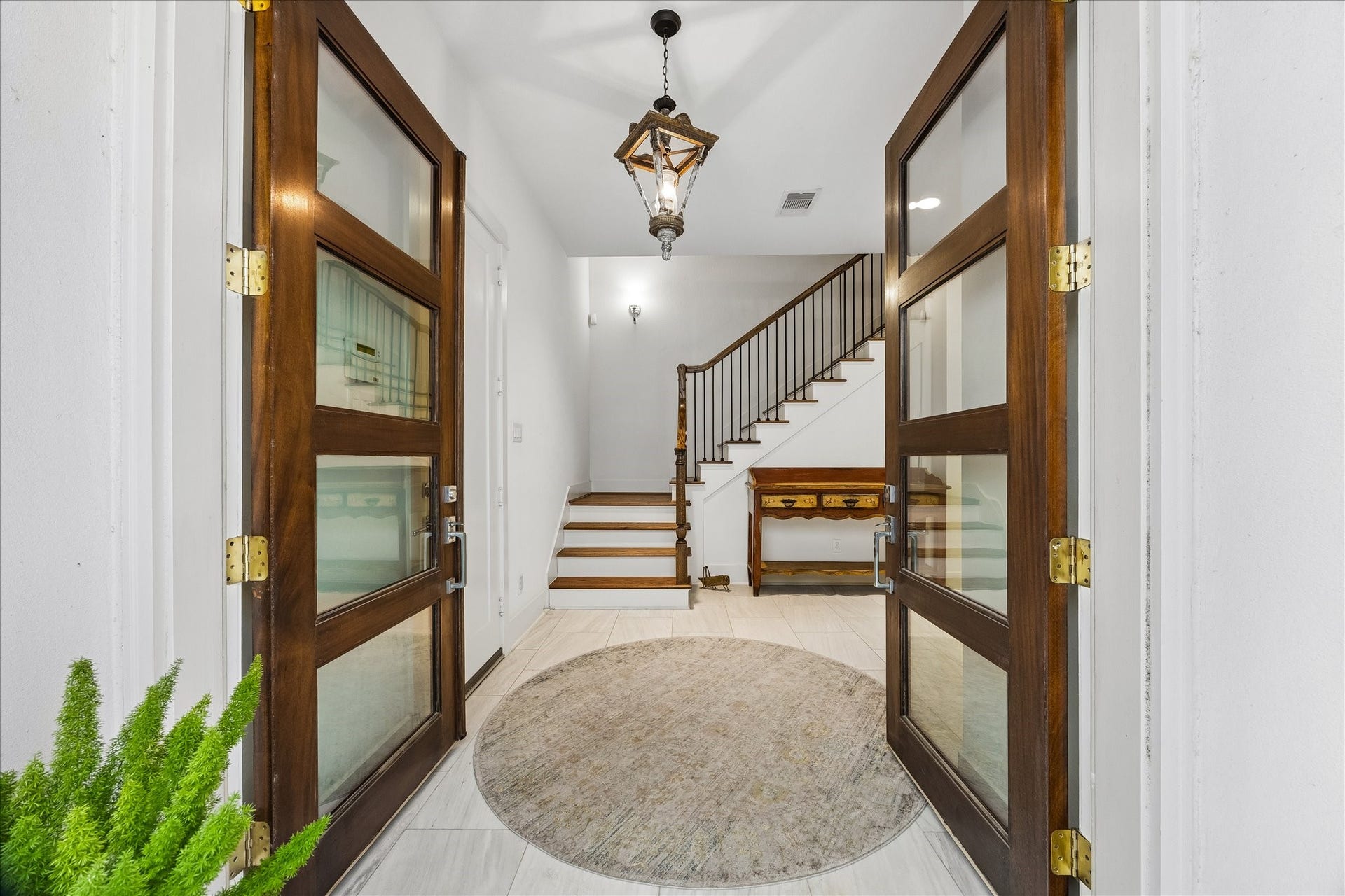 1526 Vermont Street, Houston, TX 77006 1526 Vermont Street, Houston, TX 77006