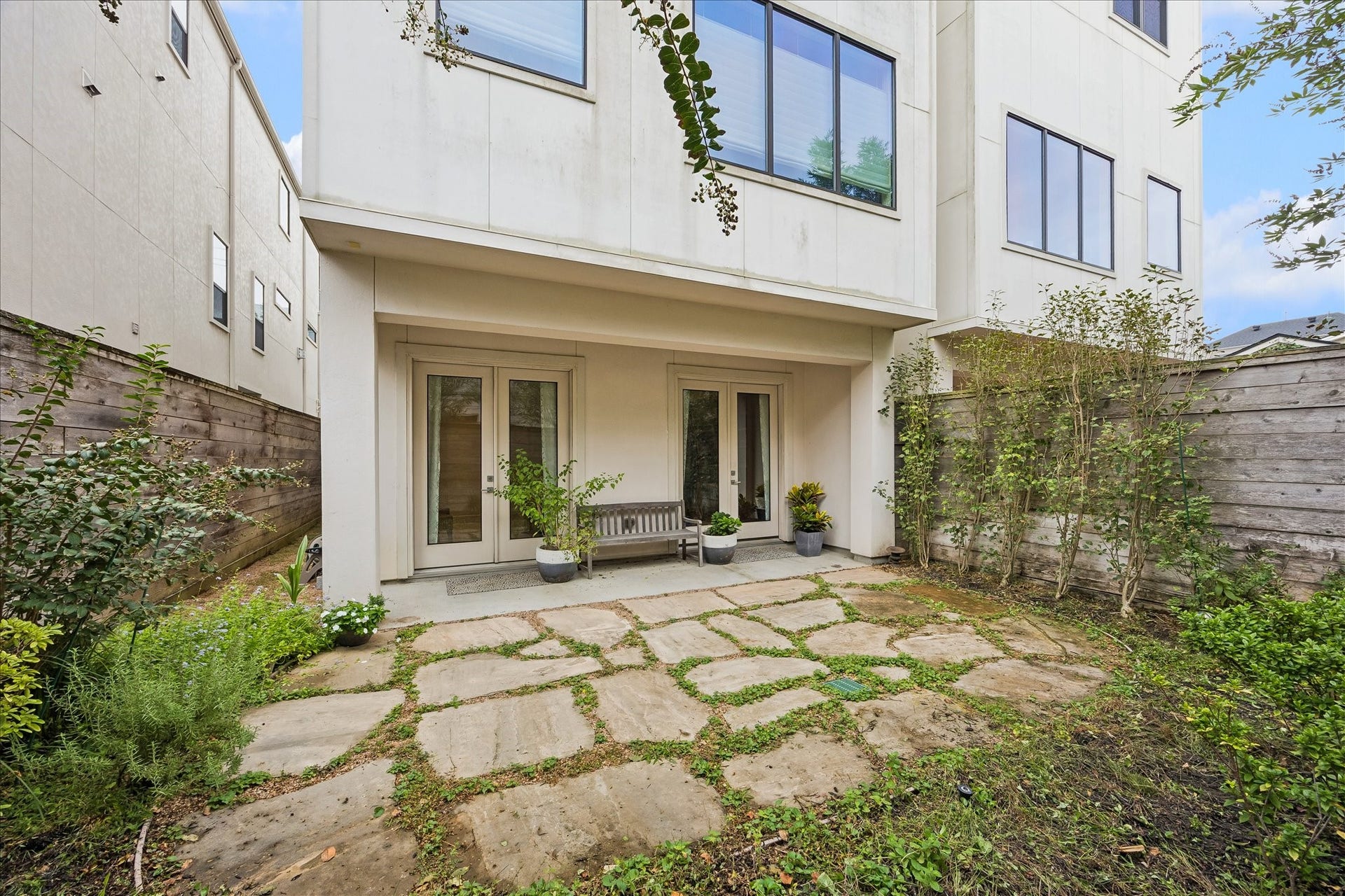 1526 Vermont Street, Houston, TX 77006 1526 Vermont Street, Houston, TX 77006