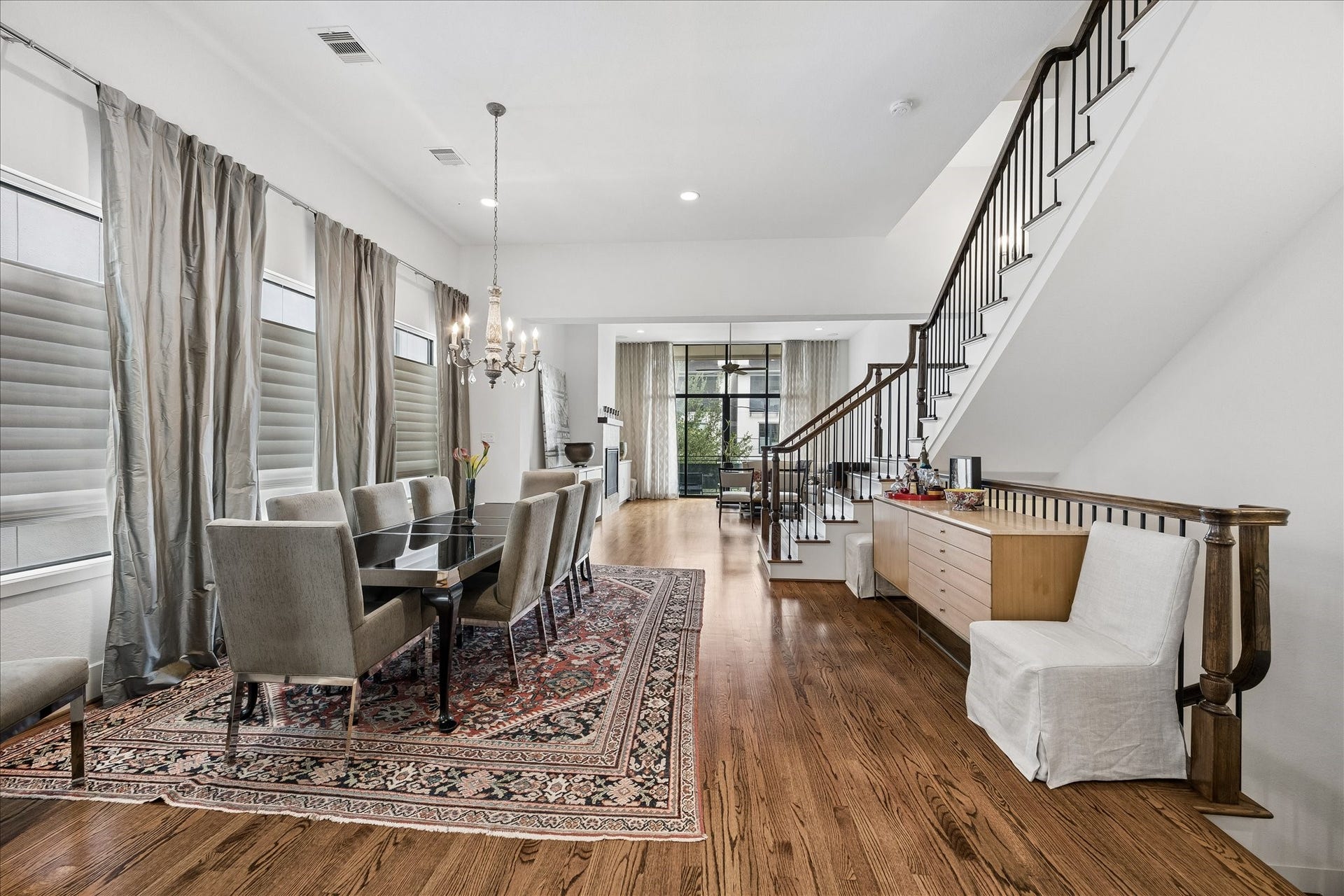 1526 Vermont Street, Houston, TX 77006 1526 Vermont Street, Houston, TX 77006