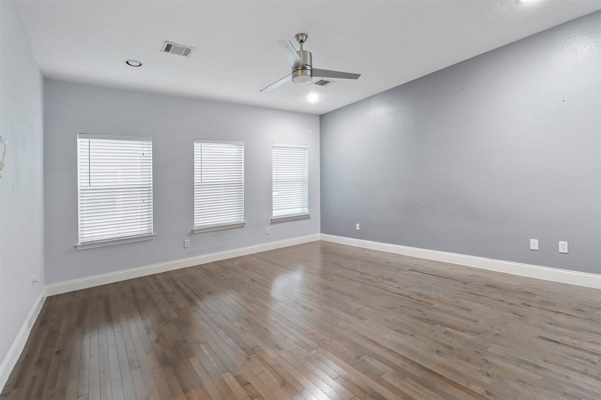 1828 Fletcher Street, Houston, TX 77009 2nd Floor - primary bedroom