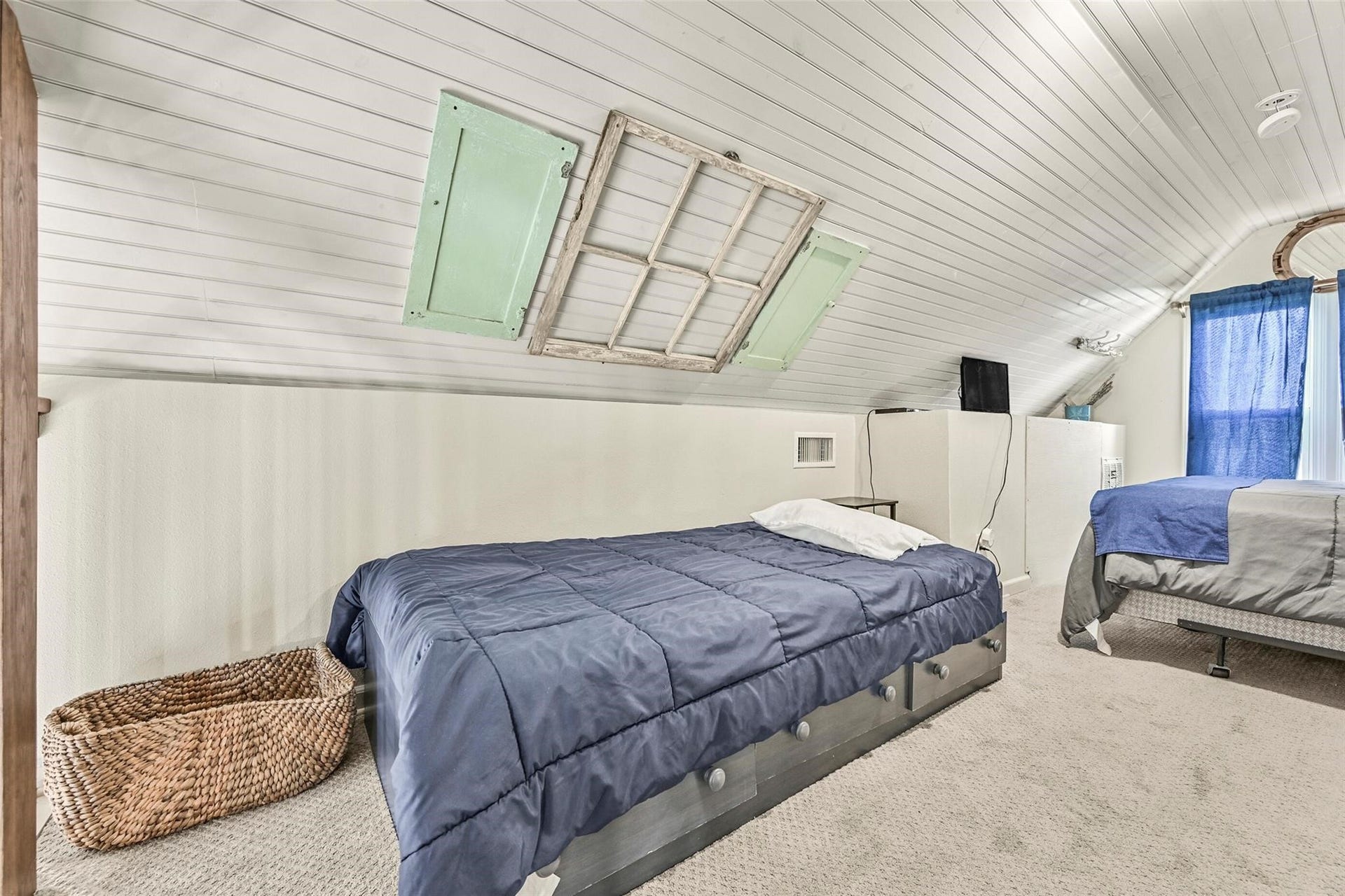 22818 Buena Street, Galveston, TX 77554 22818 Buena Street, Galveston, TX 77554