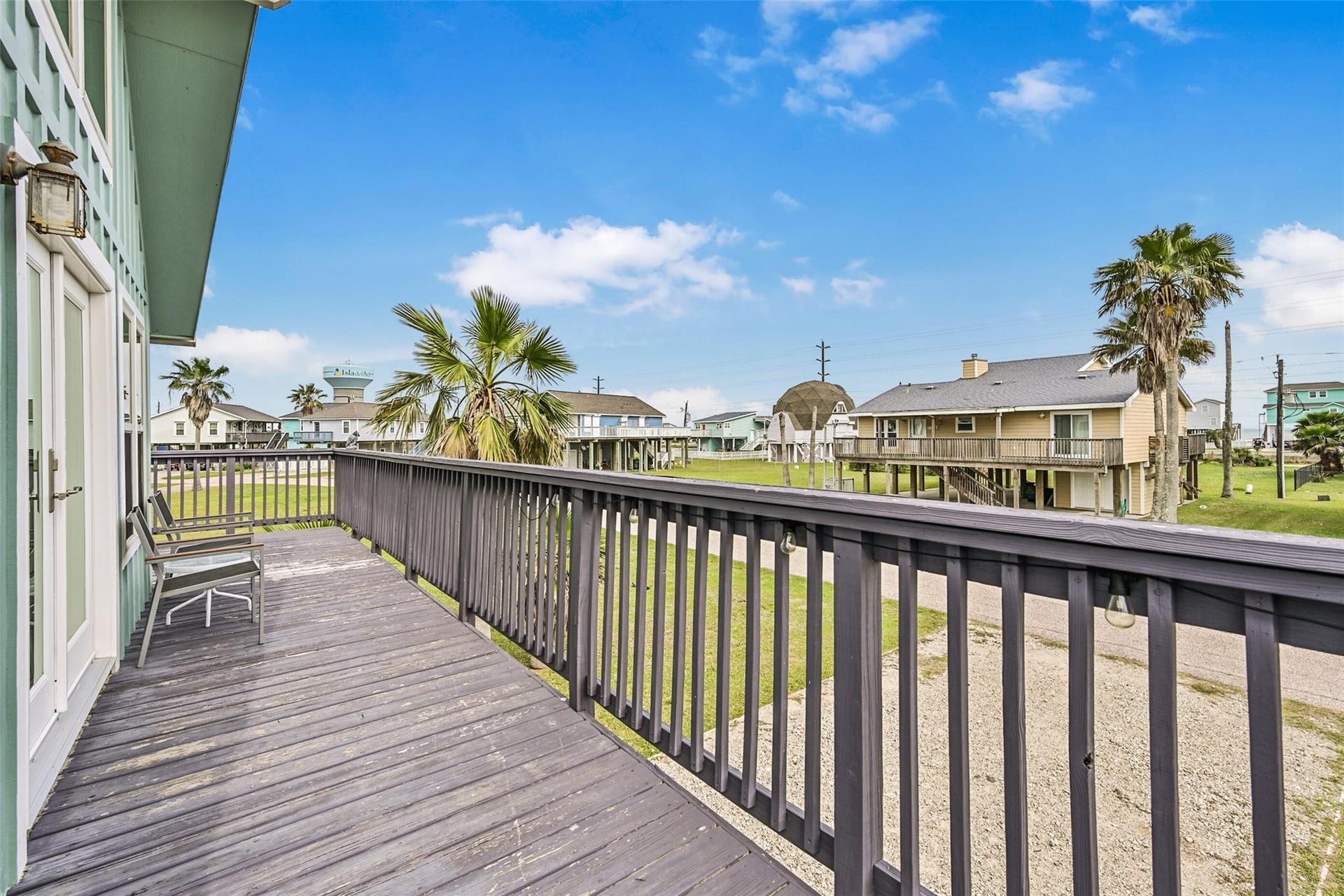 22818 Buena Street, Galveston, TX 77554 22818 Buena Street, Galveston, TX 77554