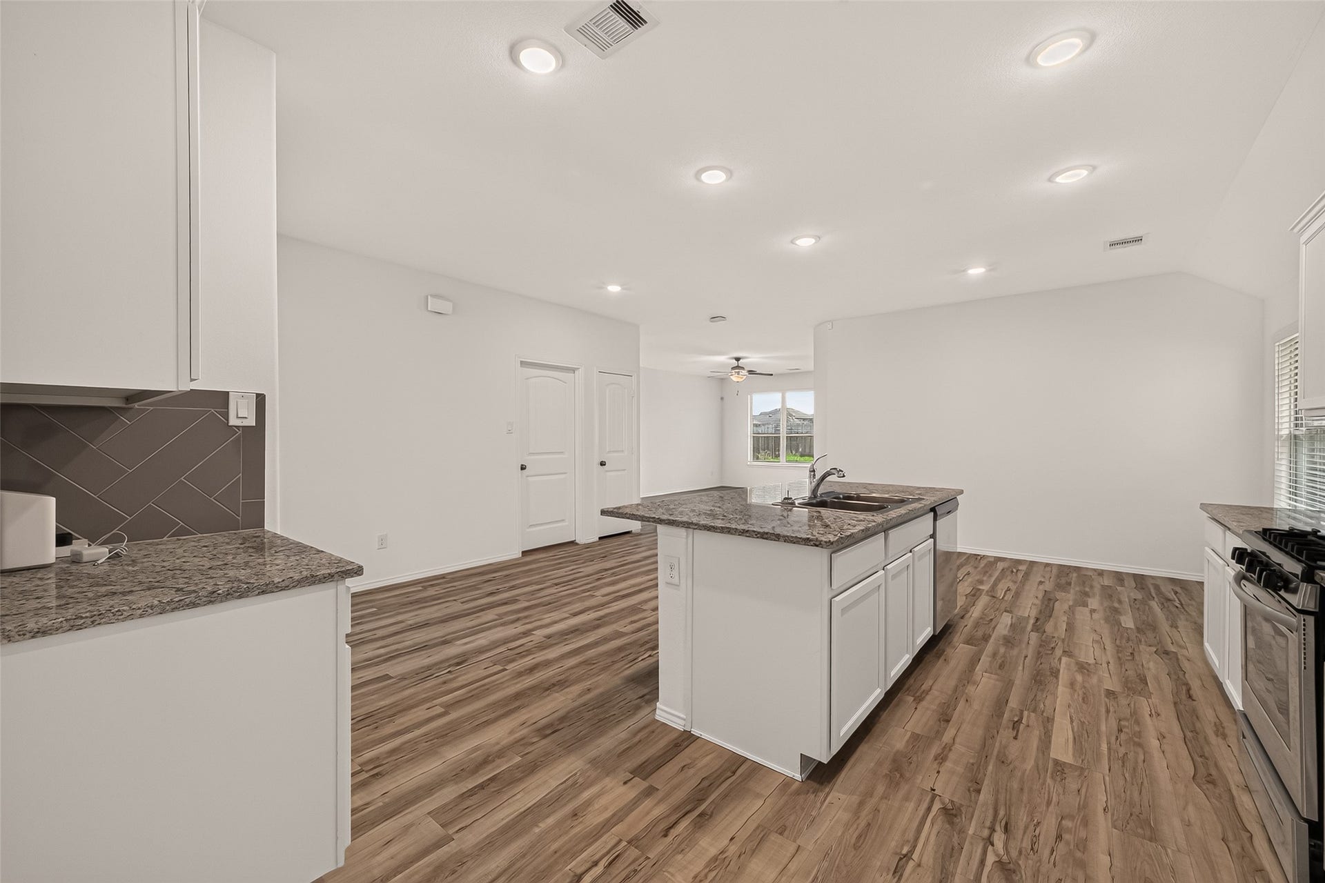 3523 Britton Burrow Way, Richmond, TX 77406 3523 Britton Burrow Way, Richmond, TX 77406