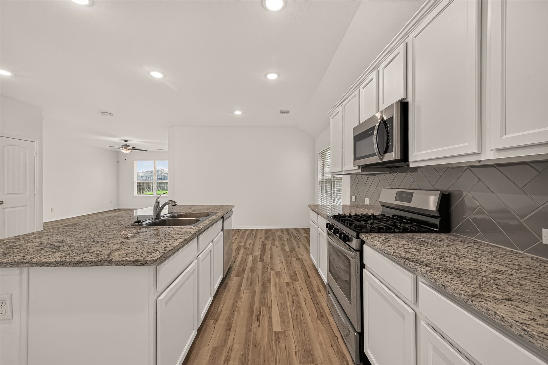3523 Britton Burrow Way, Richmond, TX 77406 3523 Britton Burrow Way, Richmond, TX 77406