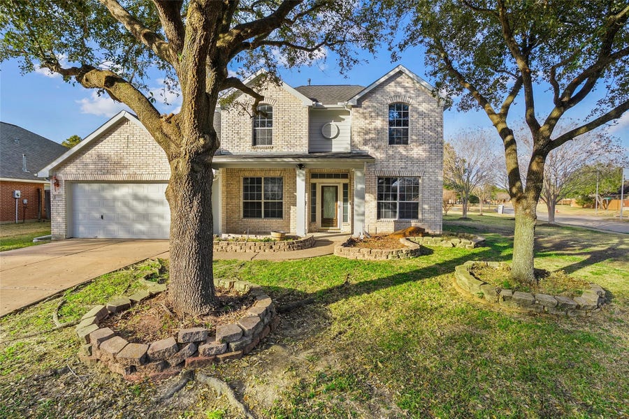 Property photo for 15902 Emerald Briar Lane, Houston, TX