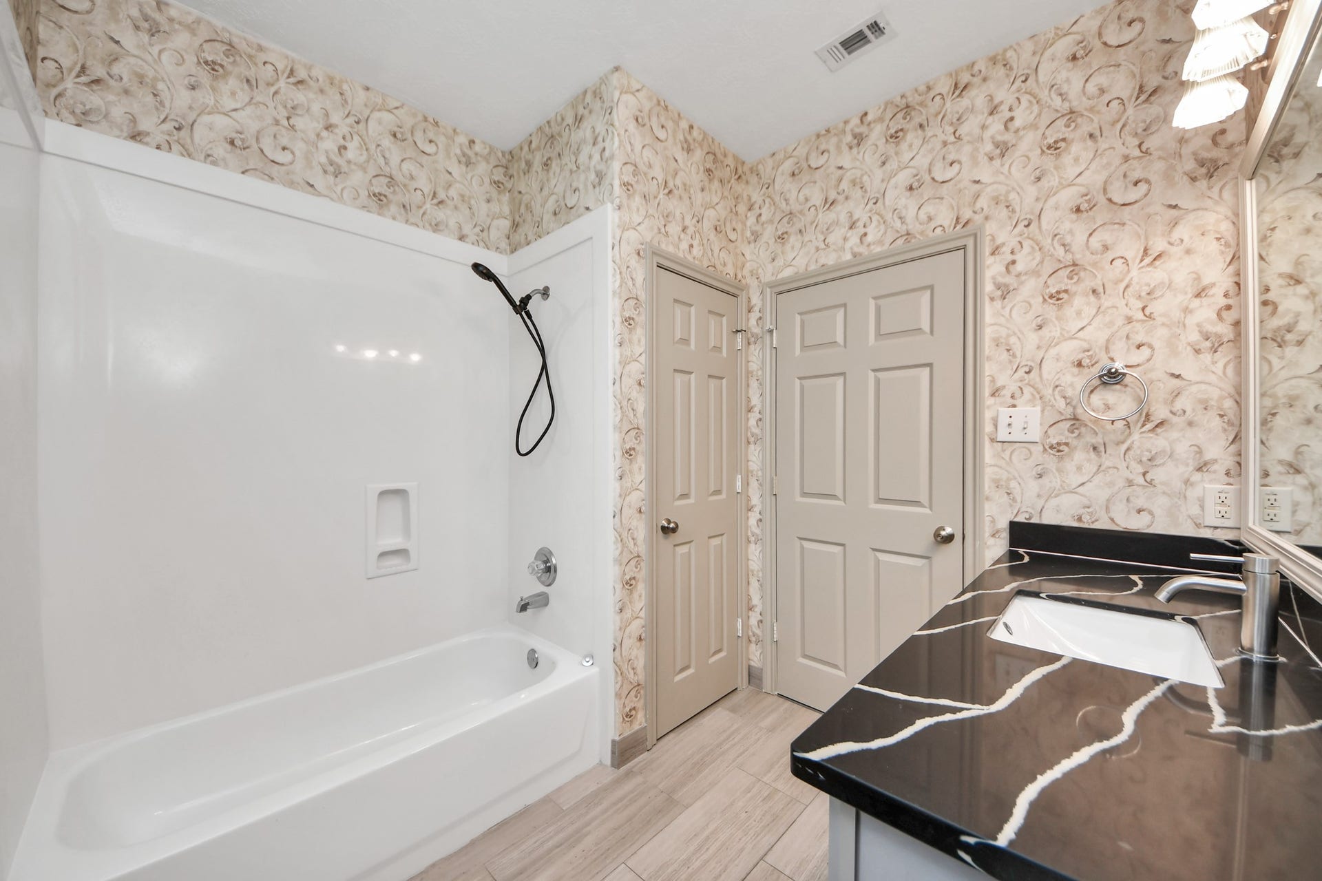 2027 Marchwood Manor Drive, Houston, TX 77090 2027 Marchwood Manor Drive, Houston, TX 77090
