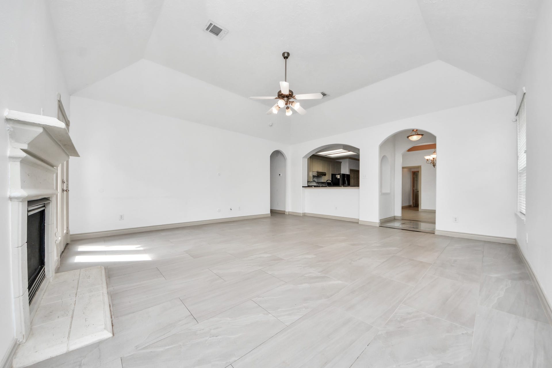 2027 Marchwood Manor Drive, Houston, TX 77090 2027 Marchwood Manor Drive, Houston, TX 77090