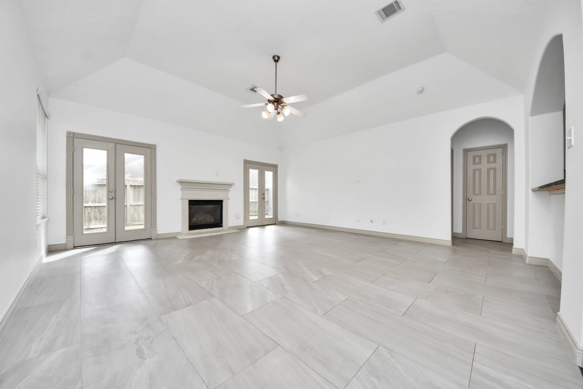 2027 Marchwood Manor Drive, Houston, TX 77090 2027 Marchwood Manor Drive, Houston, TX 77090
