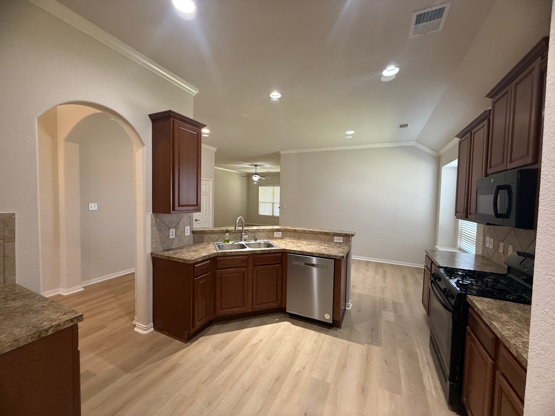 13417 Star Creek Lane, Rosharon, TX 77583 13417 Star Creek Lane, Rosharon, TX 77583