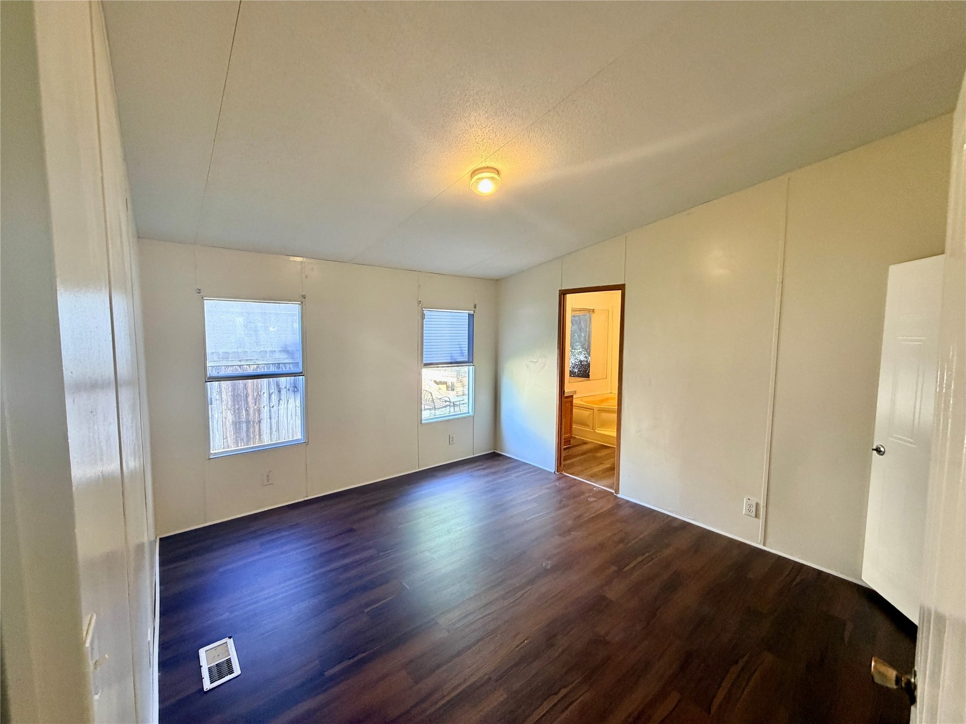 810 Mercedes Benz Court, Humble, TX 77396 810 Mercedes Benz Court, Humble, TX 77396