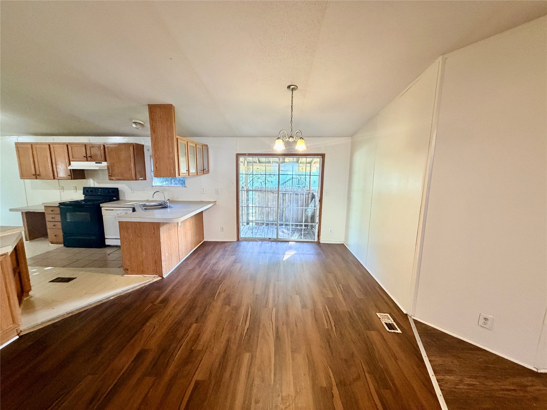810 Mercedes Benz Court, Humble, TX 77396 810 Mercedes Benz Court, Humble, TX 77396