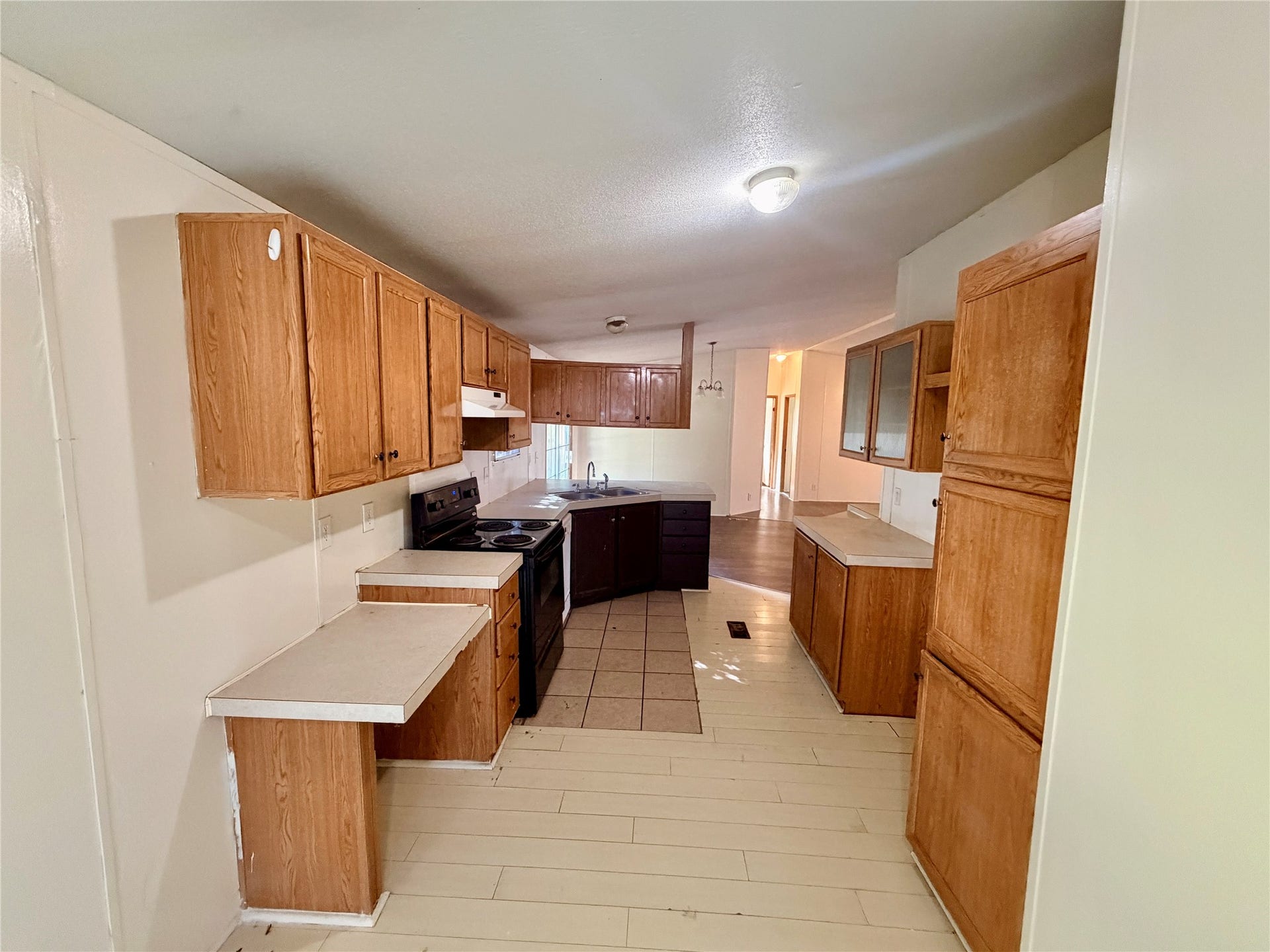 810 Mercedes Benz Court, Humble, TX 77396 810 Mercedes Benz Court, Humble, TX 77396