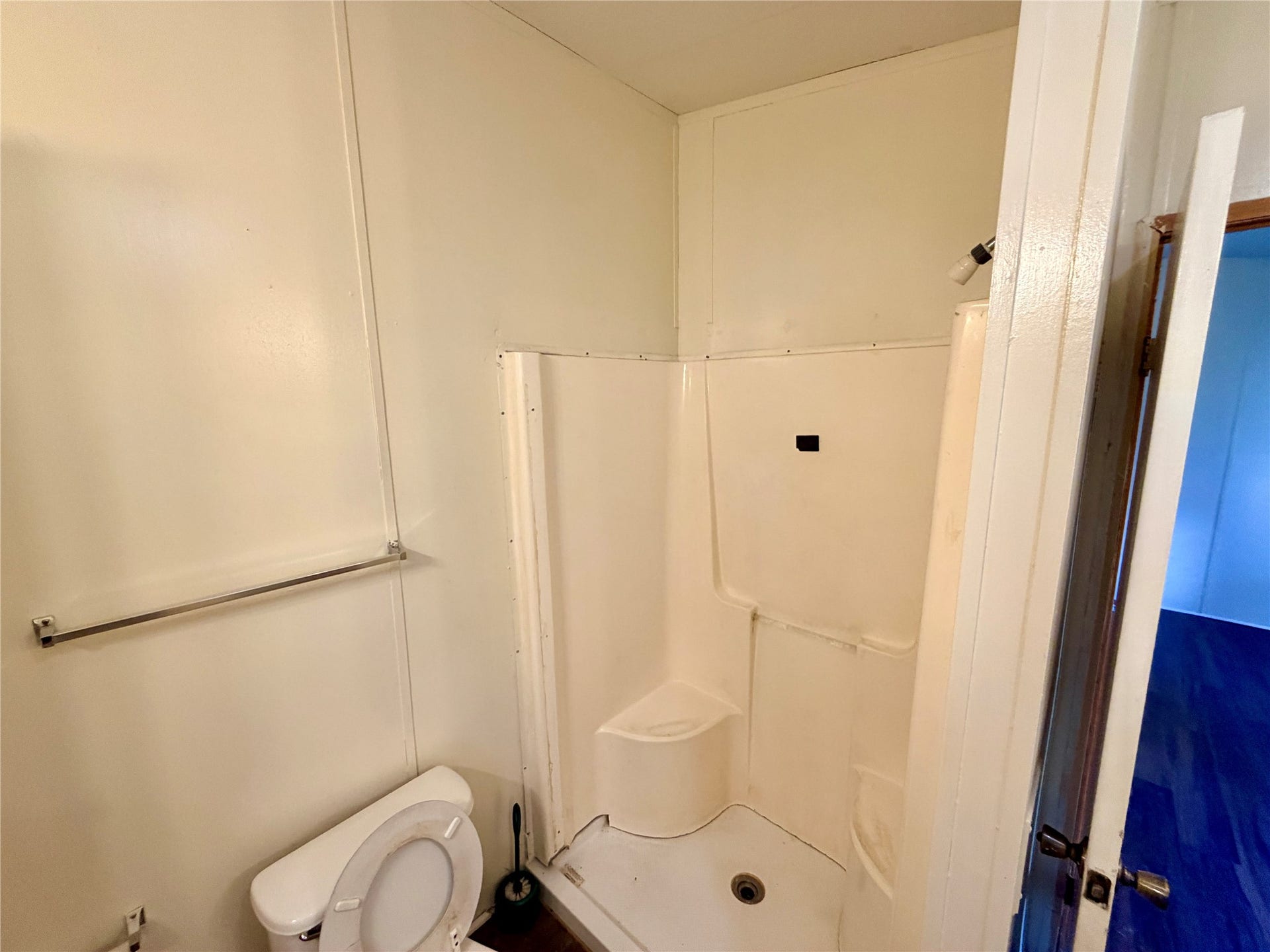 810 Mercedes Benz Court, Humble, TX 77396 810 Mercedes Benz Court, Humble, TX 77396
