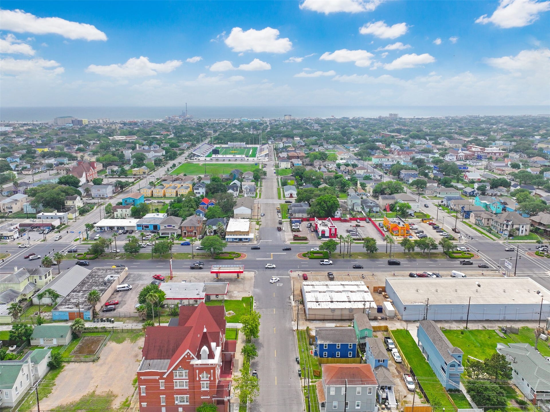 909 28th Street, Galveston, TX 77550