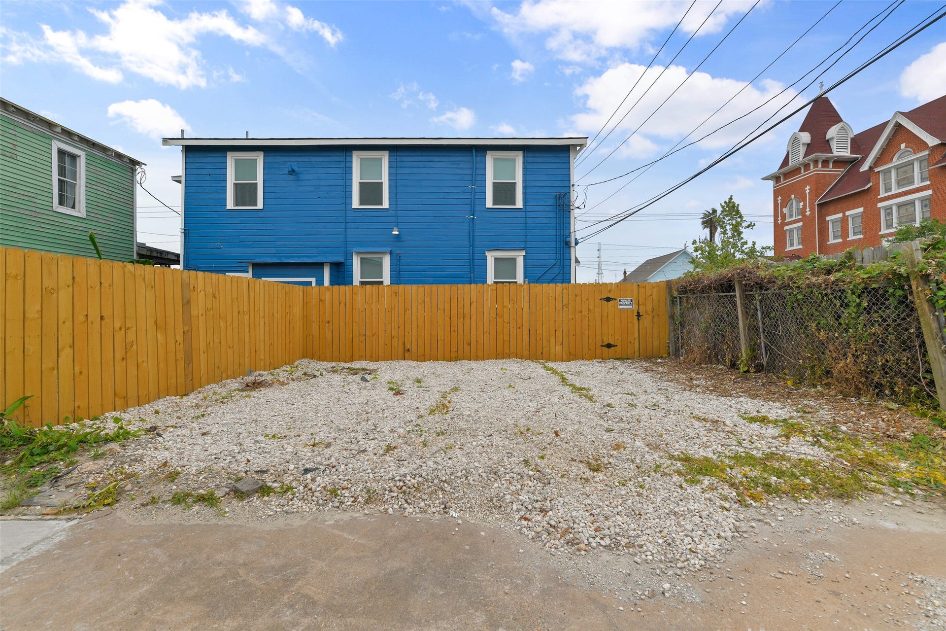 Off street parking with room for 2-3 vehicles. This parking area is
currently reserved for Unit C, the
3 bedroom apartment.
