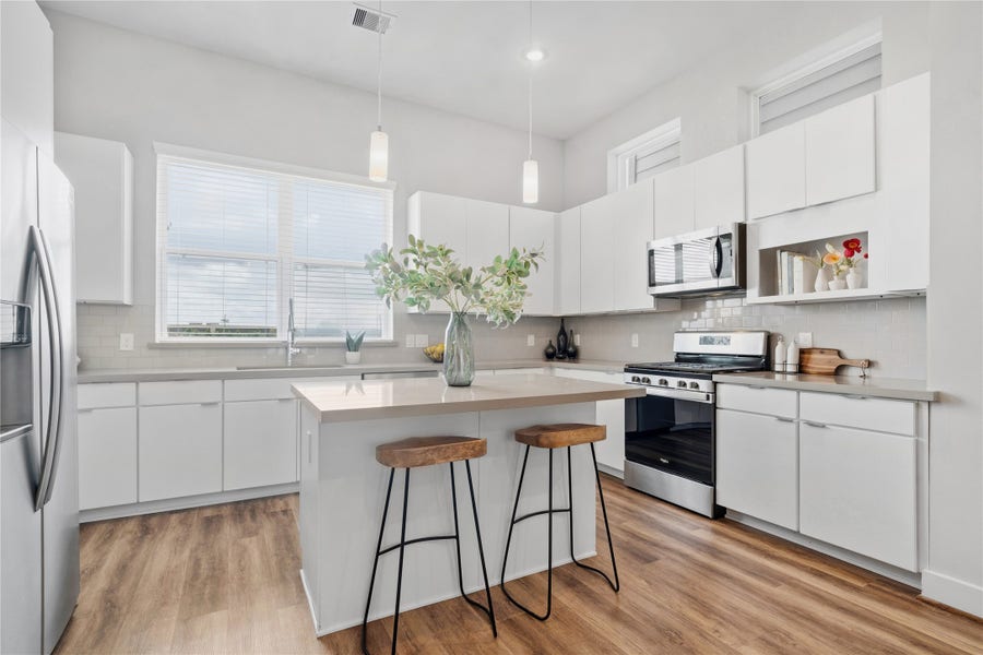 Property photo for 1284 N Post Oak Road, #B, Houston, TX