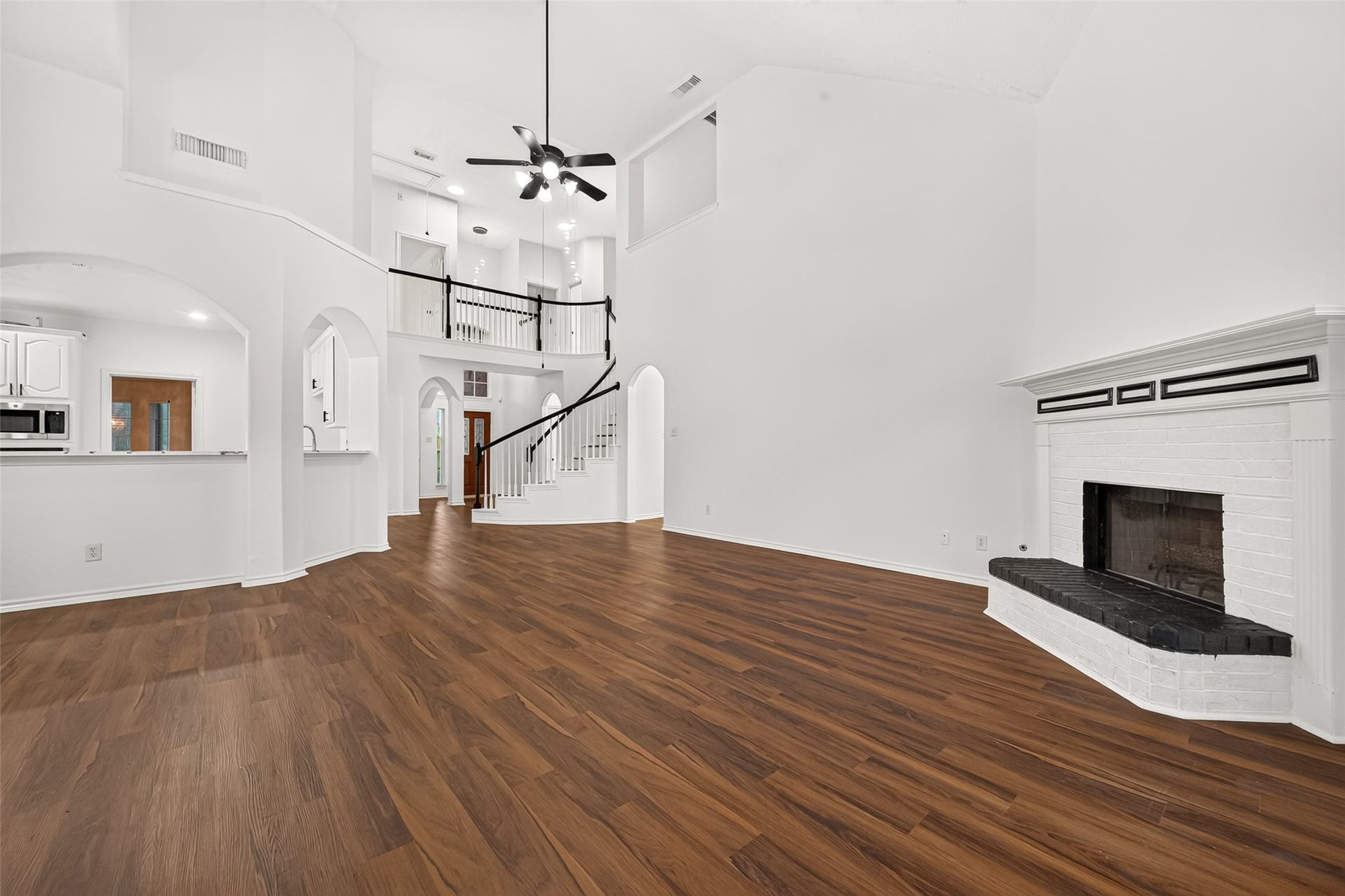 5910 Coral Petal Lane, Richmond, TX 77469 5910 Coral Petal Lane, Richmond, TX 77469