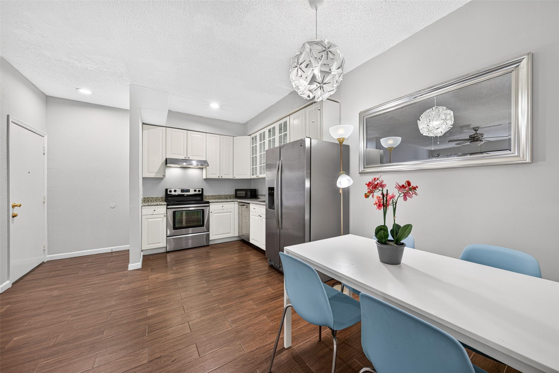 10047 Westpark Drive, #65, Houston, TX 77042 10047 Westpark Drive, #65, Houston, TX 77042