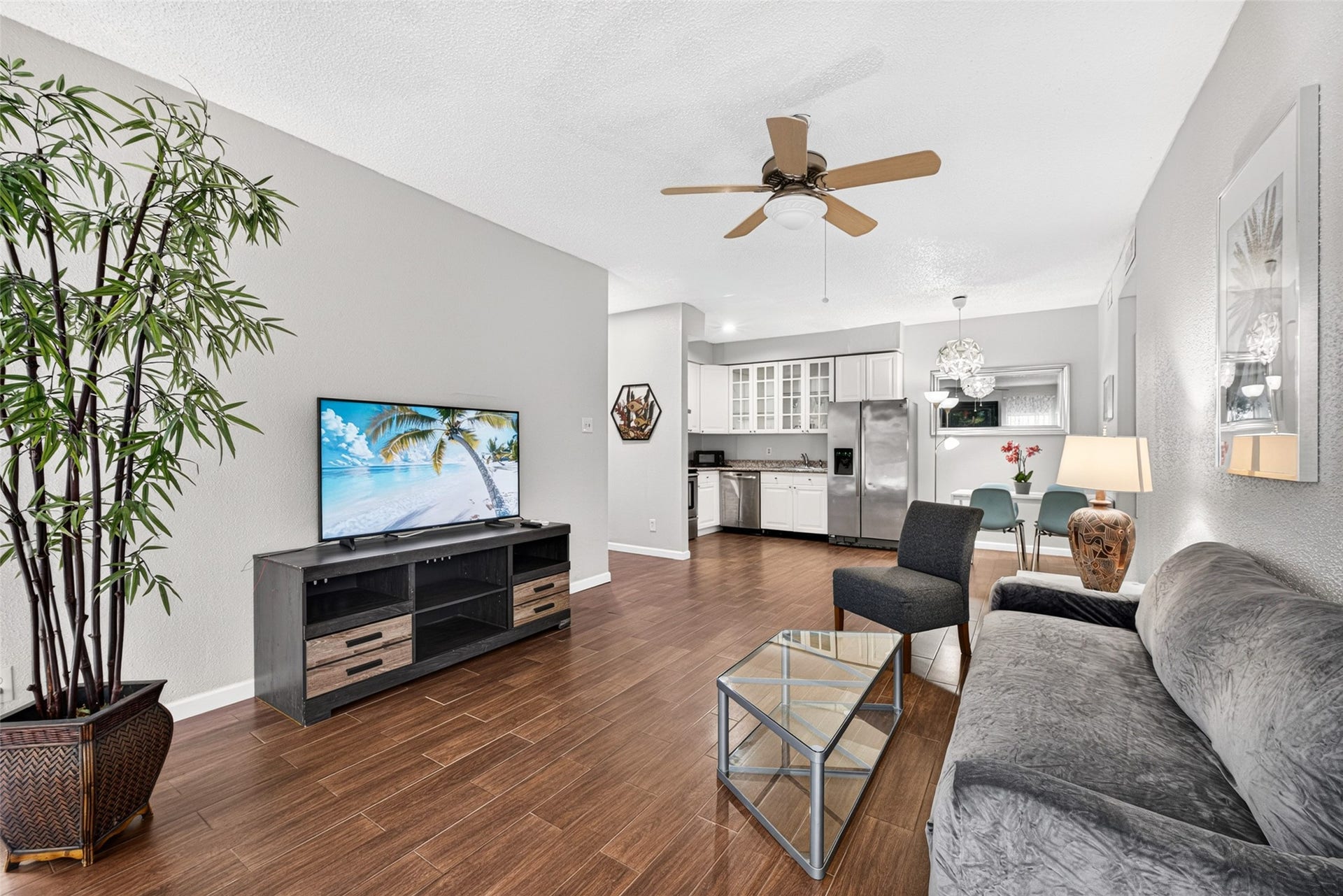 10047 Westpark Drive, #65, Houston, TX 77042 10047 Westpark Drive, #65, Houston, TX 77042
