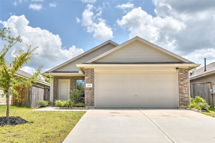 Property photo for 1537 San Sebastien Drive, Conroe, TX