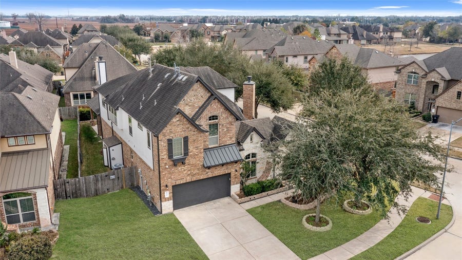 Property photo for 13735 Contour Ct, Richmond, TX