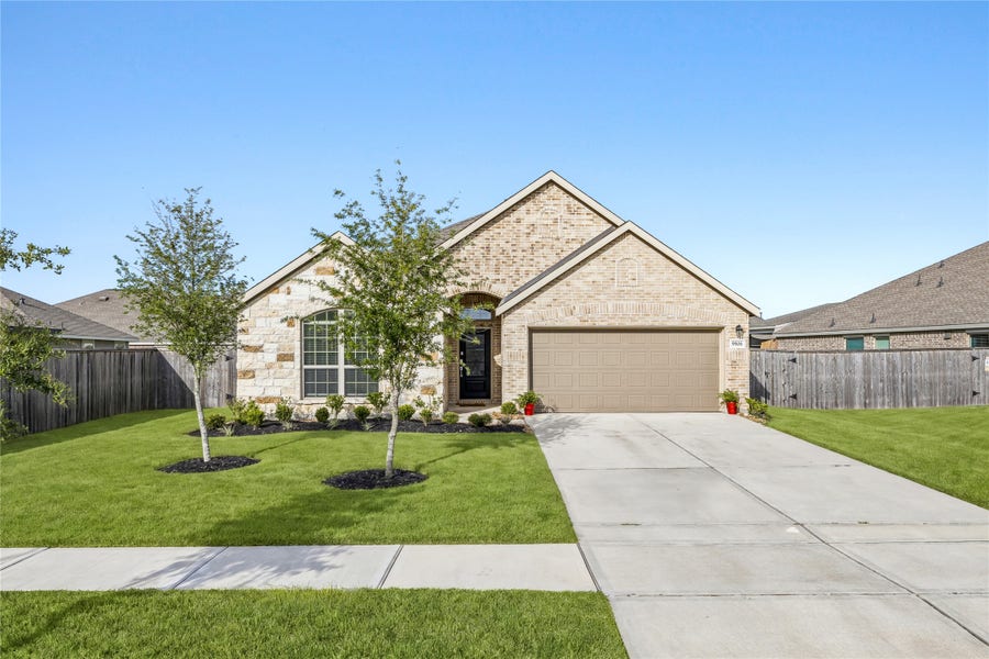 Property photo for 9906 Keystone Meadow Place, Baytown, TX