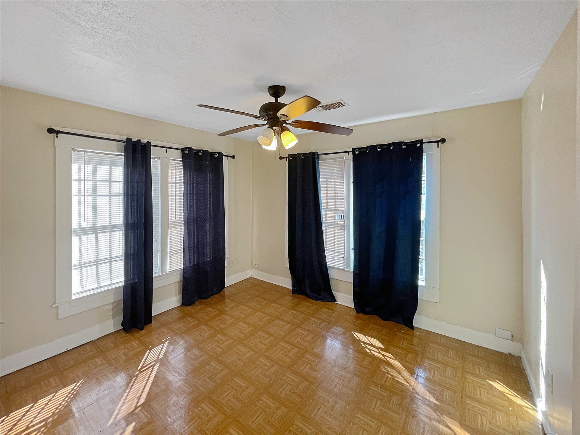 4215 Europa Street, Houston, TX 77022