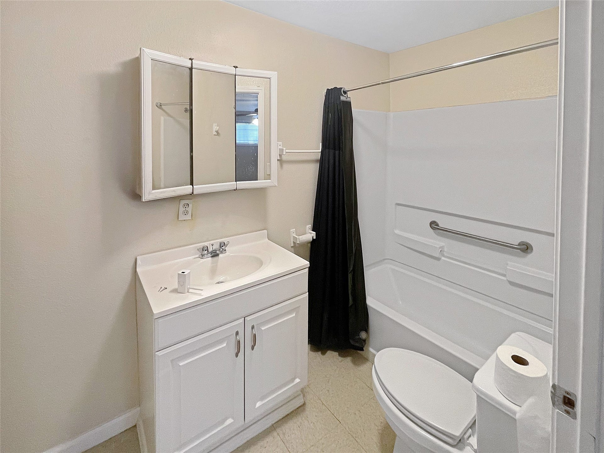 4215 Europa Street, Houston, TX 77022