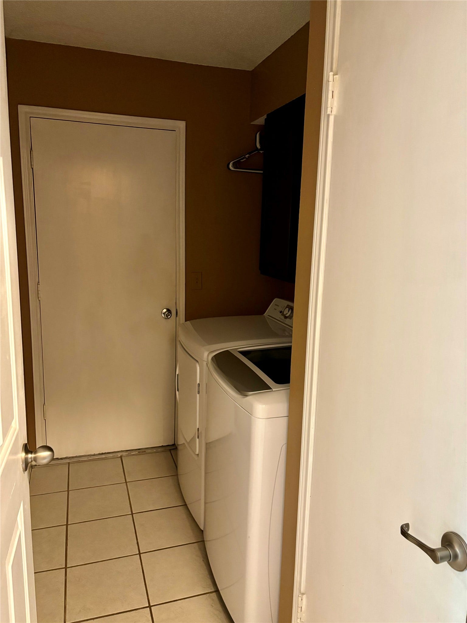 3909 Ashwood Drive, Pearland, TX 77584 3909 Ashwood Drive, Pearland, TX 77584