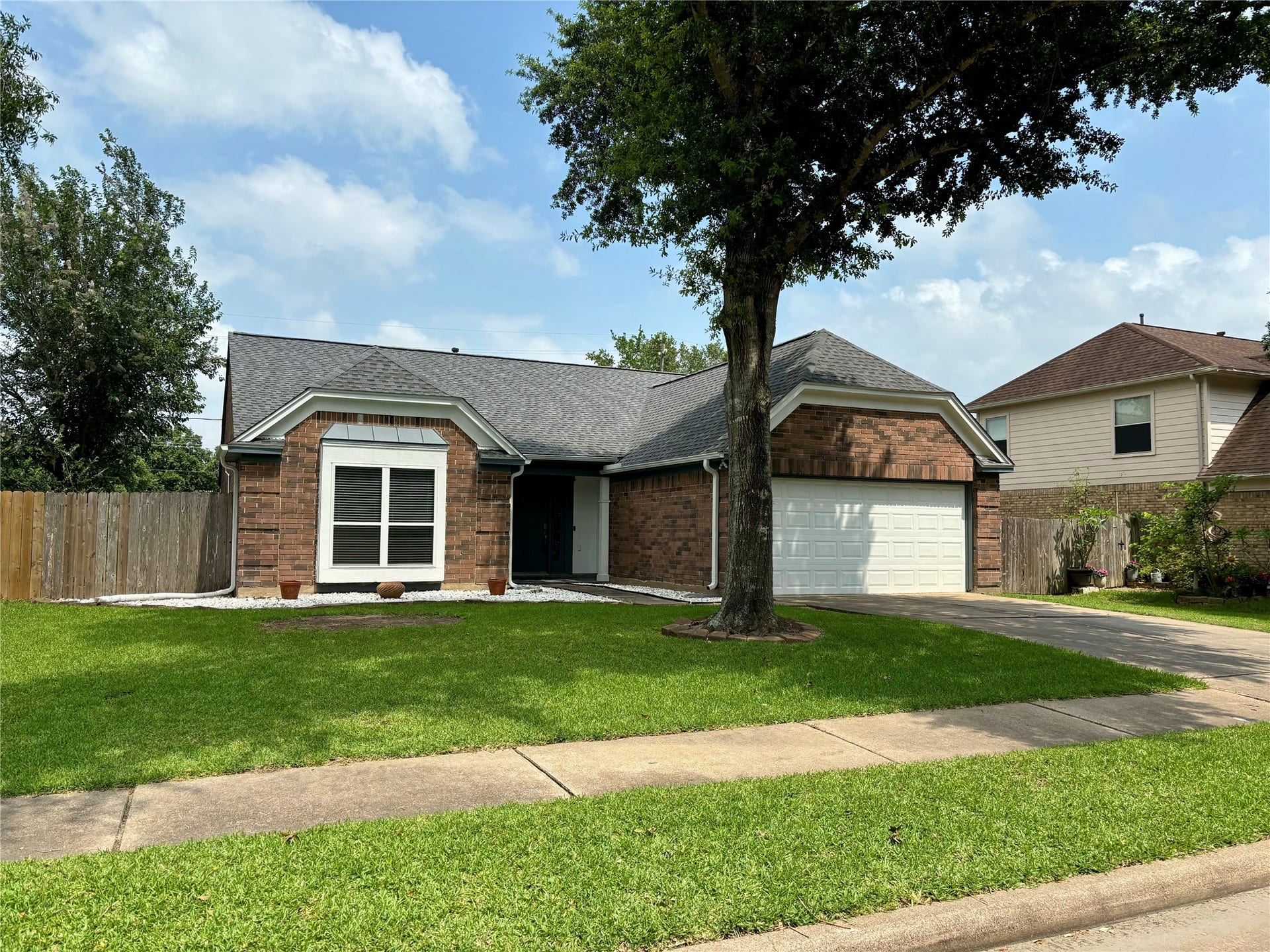 3909 Ashwood Drive, Pearland, TX 77584 3909 Ashwood Drive, Pearland, TX 77584