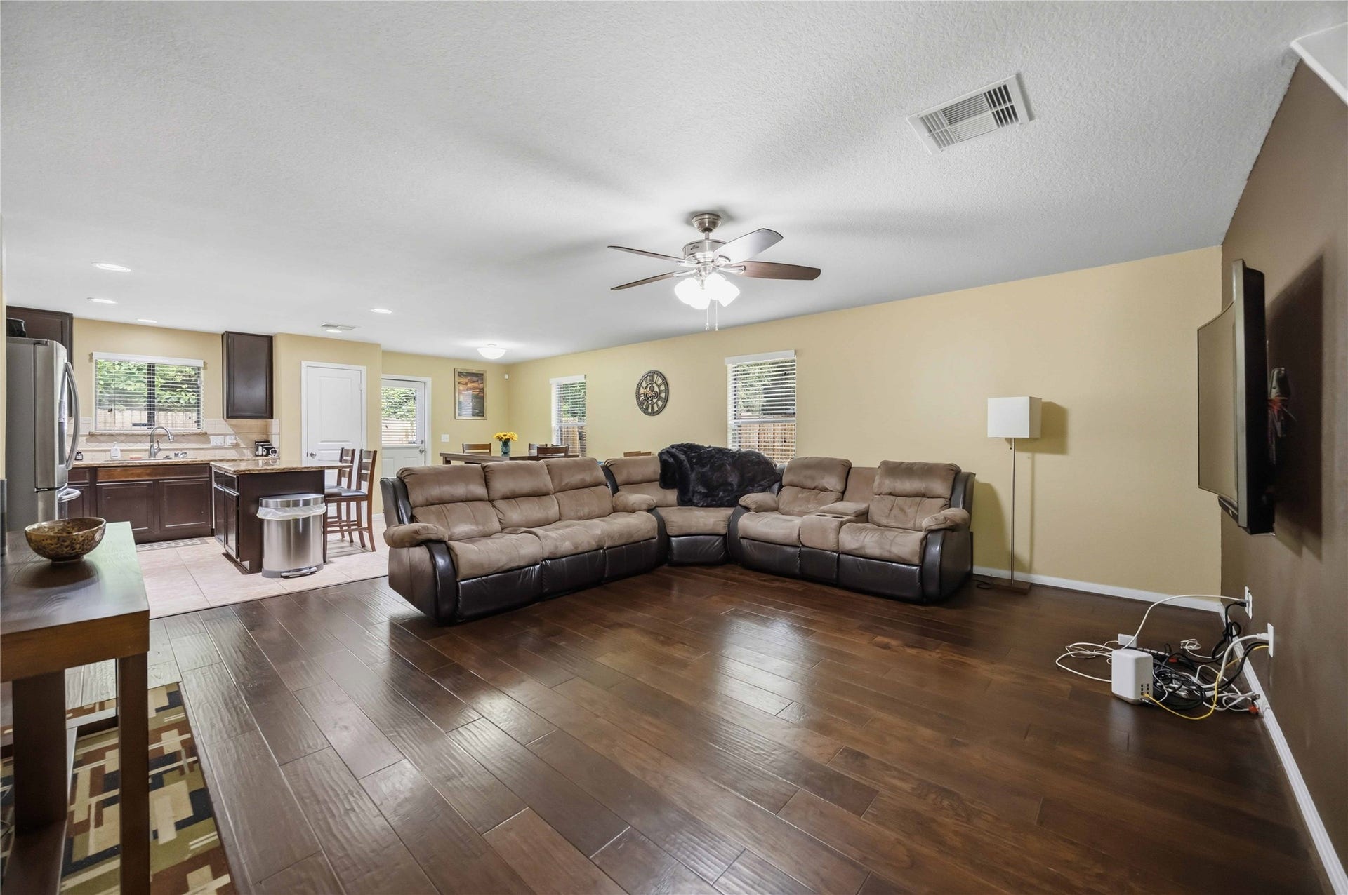 15426 Hope Shadow Court, Cypress, TX 77429 Open concept kitchen and living room! Great for entertaining...