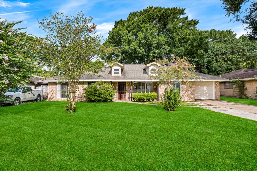 Property photo for 7707 Nordling Road, Houston, TX