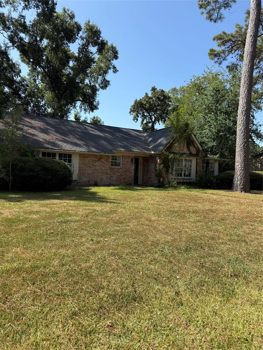 Property photo for 14107 Kellywood Lane, Houston, TX