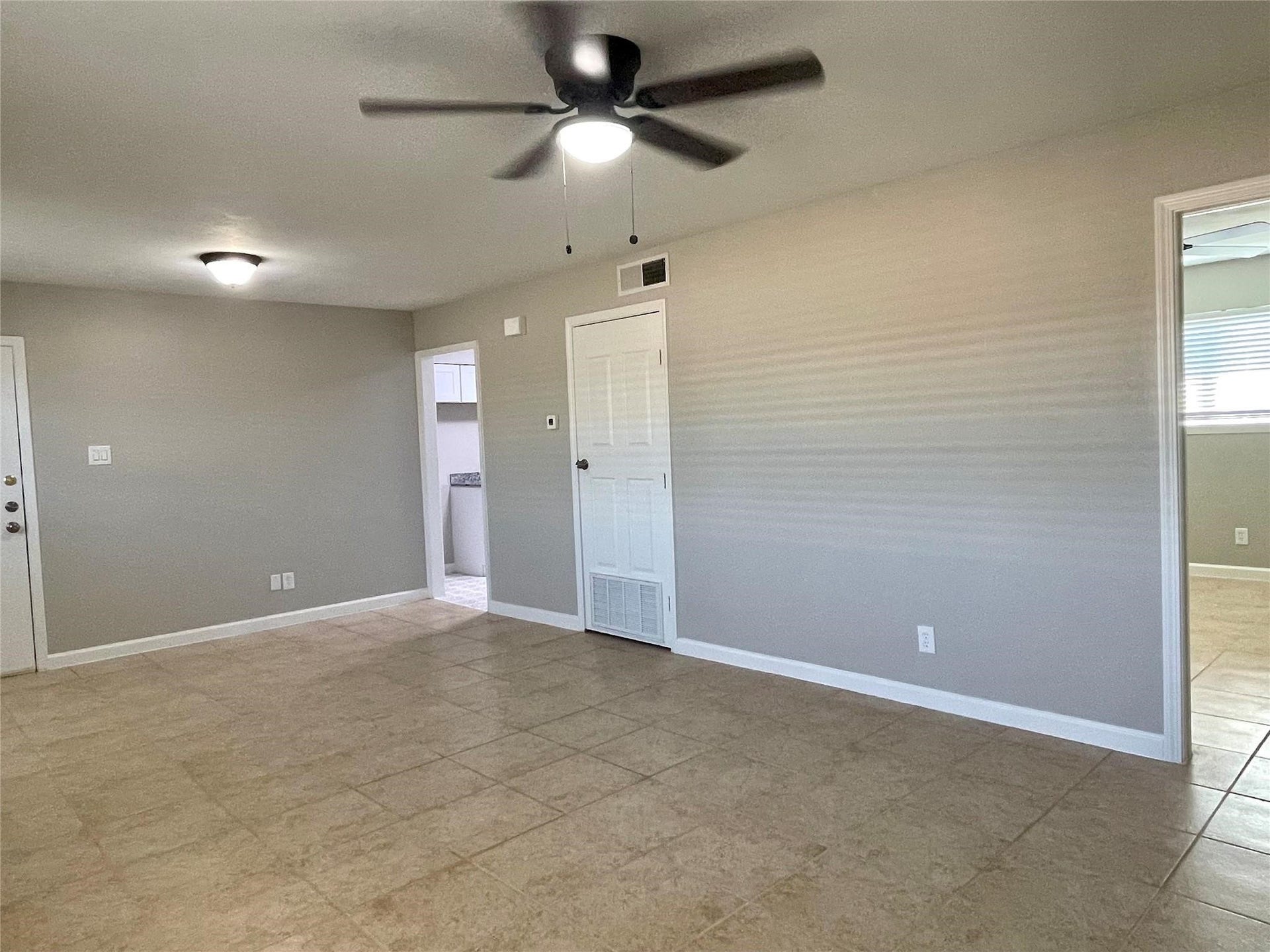 1914 Larrabee Street, #7, Seabrook, TX 77586