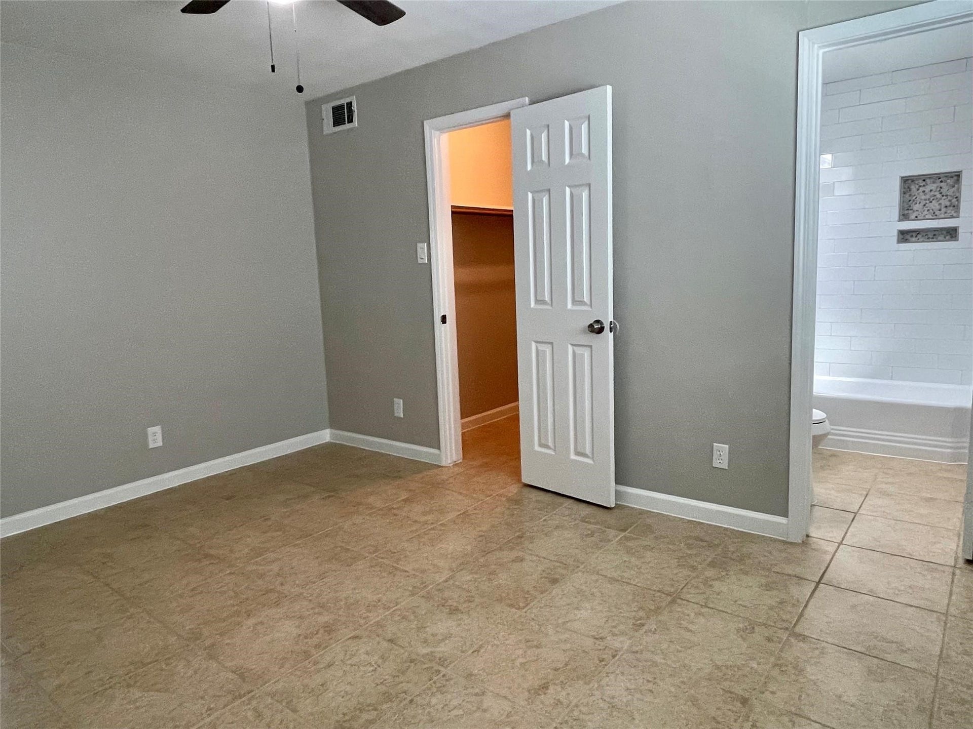 1914 Larrabee Street, #7, Seabrook, TX 77586