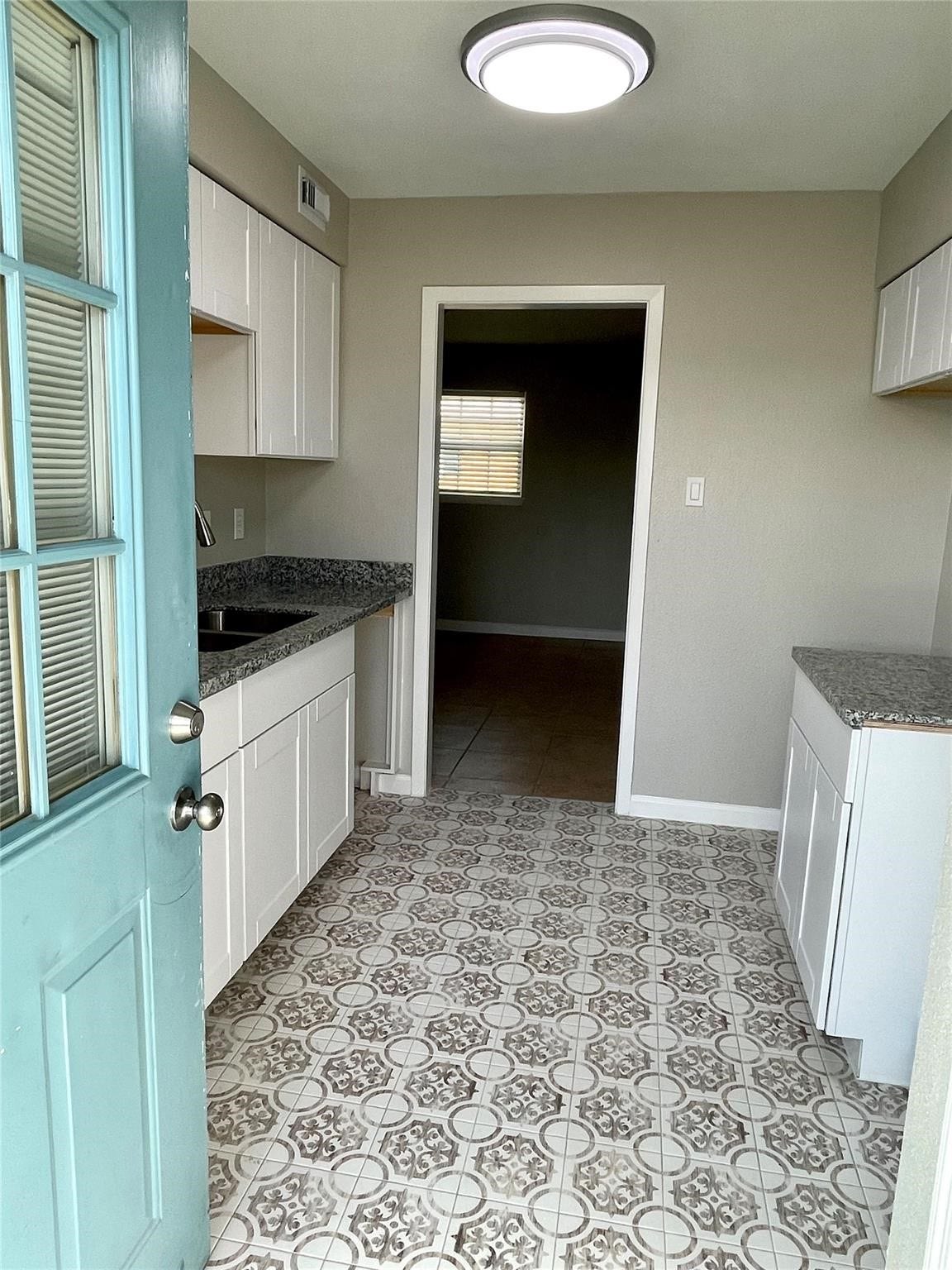 Kitchen features S/S appliances
