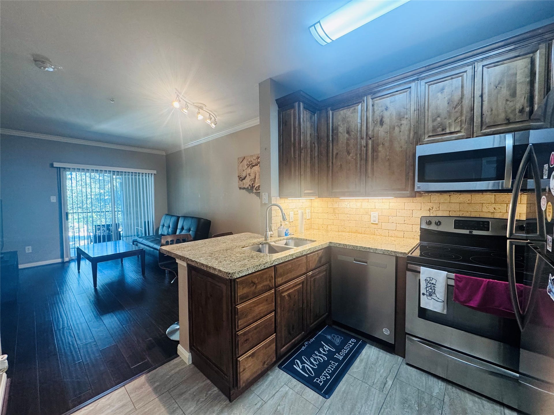 3231 Allen Parkway, #1206, Houston, TX 77019 3231 Allen Parkway, #1206, Houston, TX 77019
