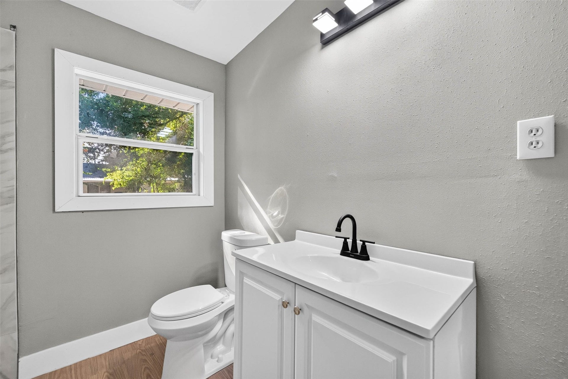826 Harvard Street, Deer Park, TX 77536 826 Harvard Street, Deer Park, TX 77536