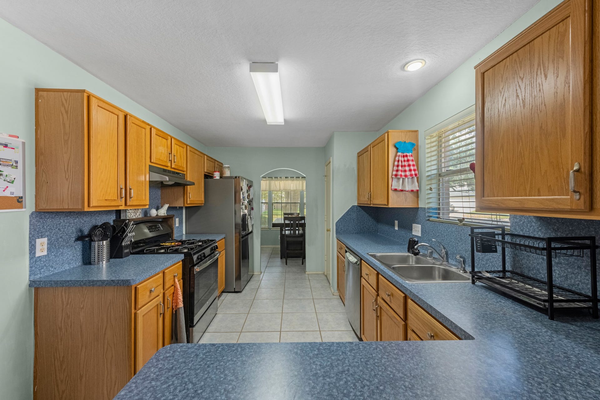 14610 Maisemore Road, Houston, TX 77015 Plenty of counterspace in the kitchen.