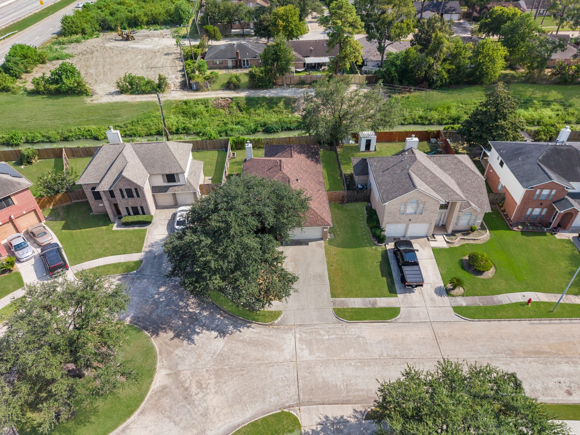 14610 Maisemore Road, Houston, TX 77015 14610 Maisemore Road, Houston, TX 77015