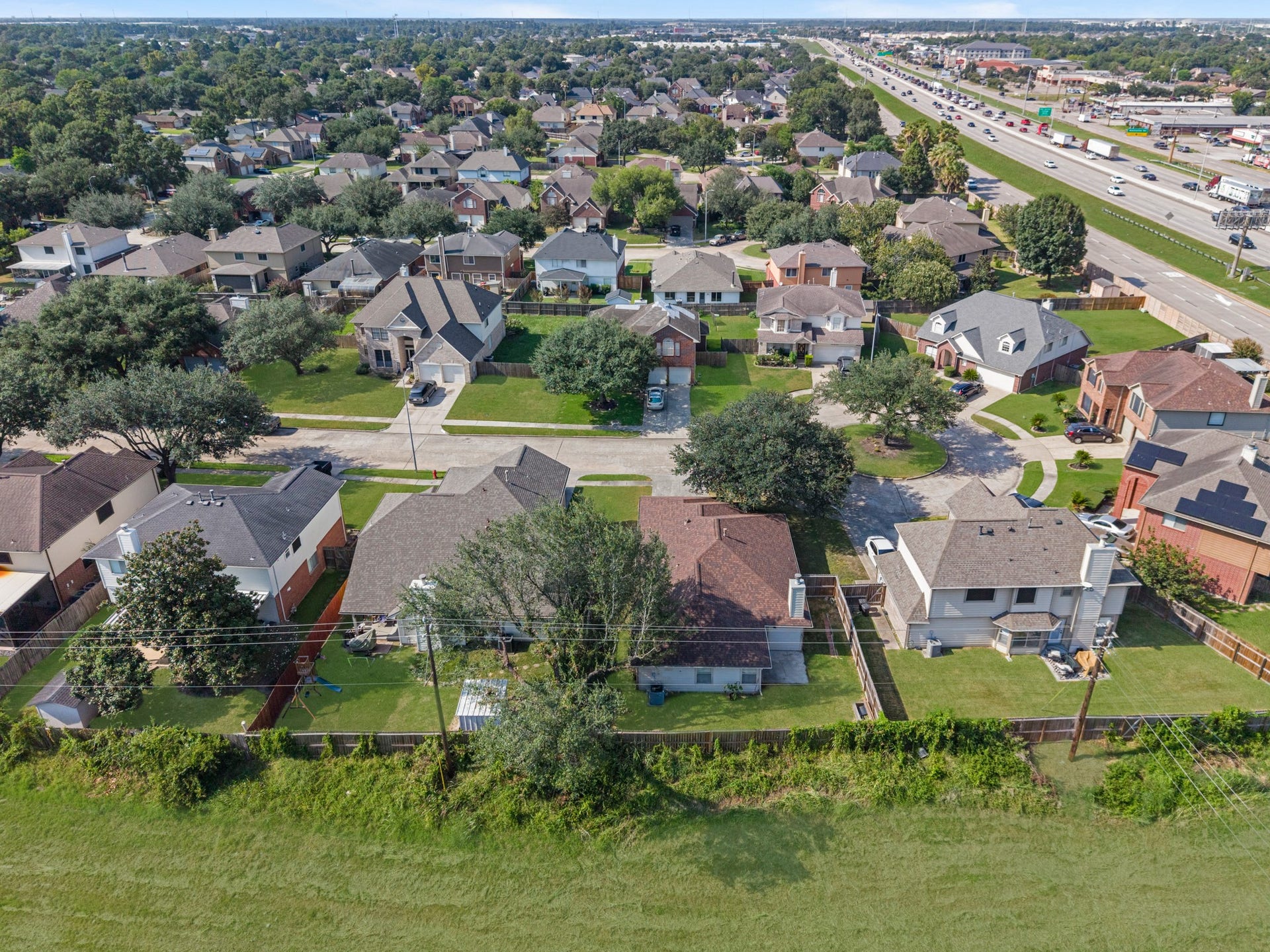 14610 Maisemore Road, Houston, TX 77015 No back neighbors!