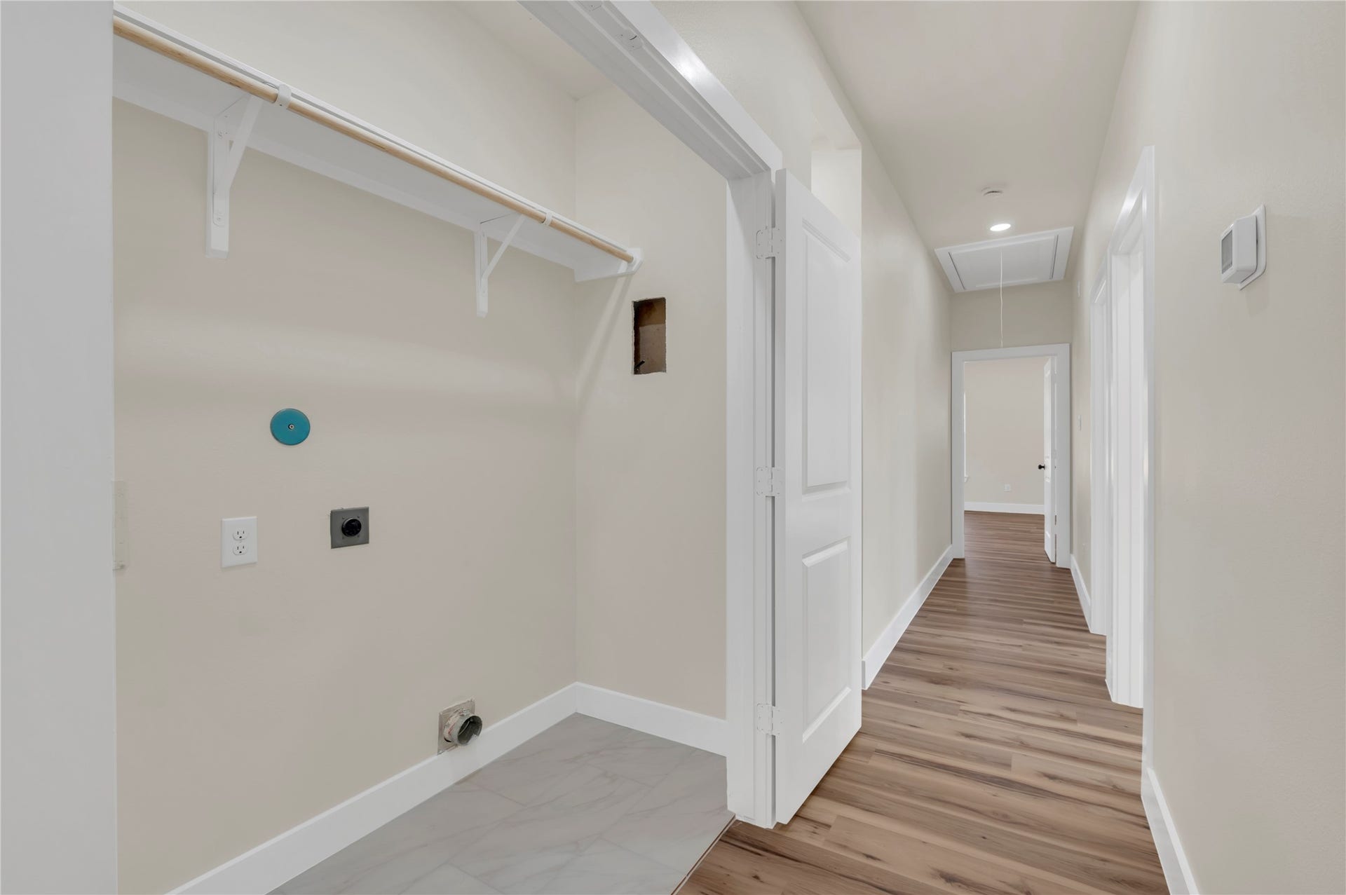 5107 South Acres, Houston, TX 77048 5107 South Acres, Houston, TX 77048