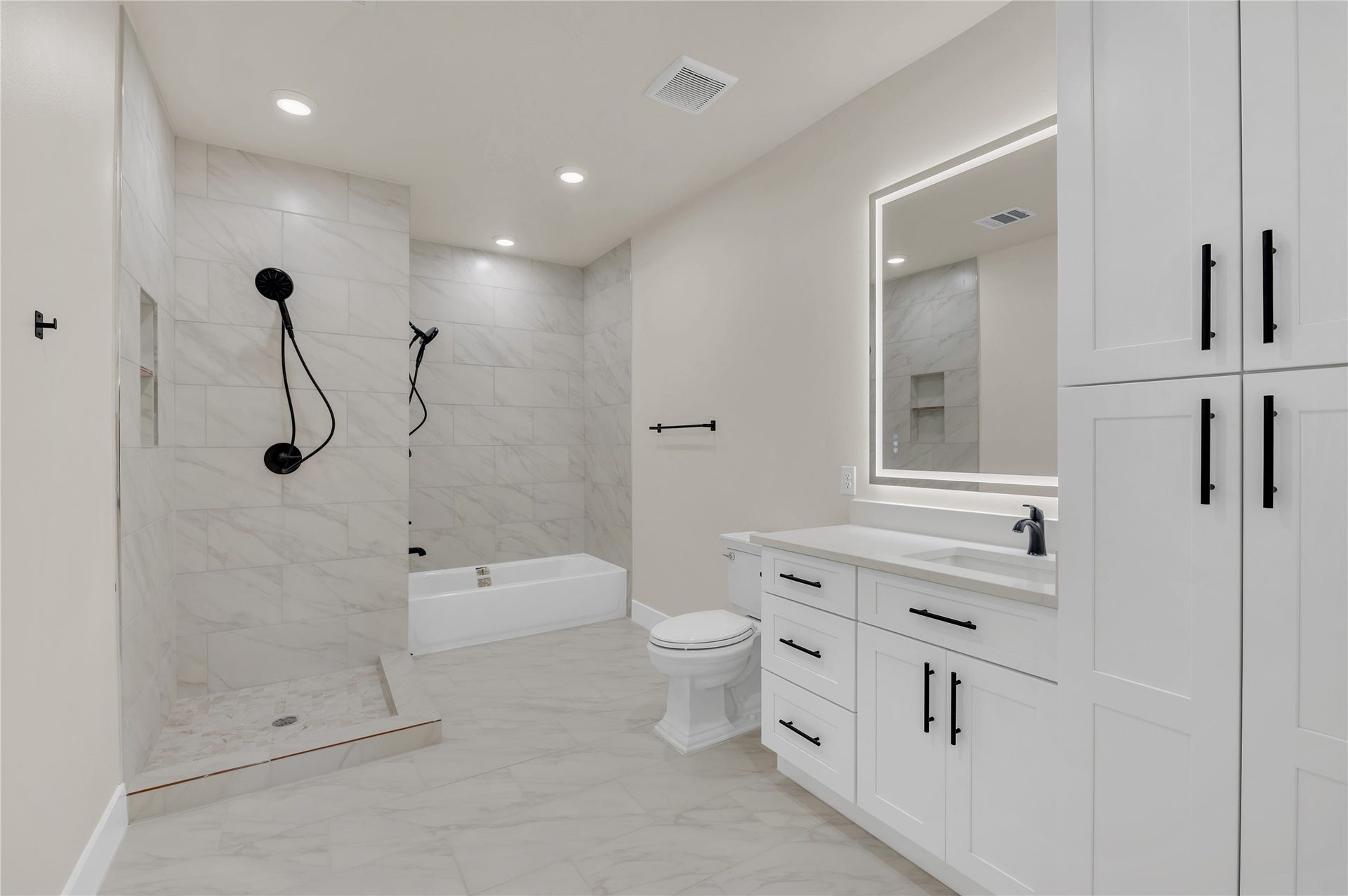 5107 South Acres, Houston, TX 77048 5107 South Acres, Houston, TX 77048