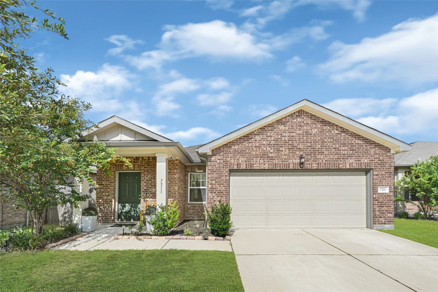 Property photo for 7311 Roseshine Drive, Houston, TX