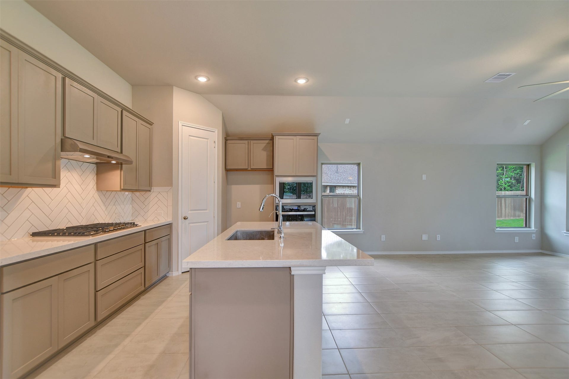 8346 Boundary Waters Drive, Porter, TX 77365 8346 Boundary Waters Drive, Porter, TX 77365