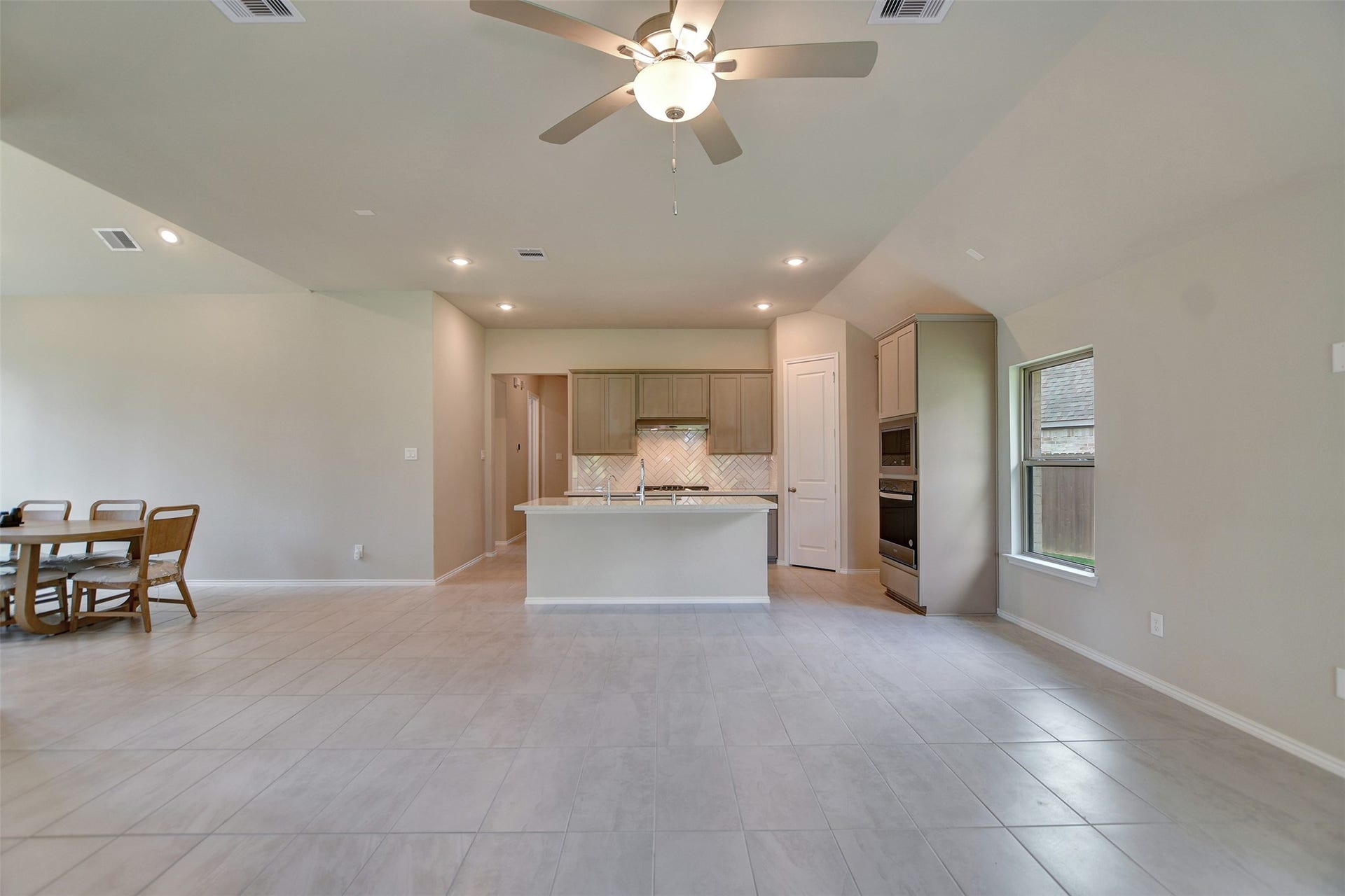 8346 Boundary Waters Drive, Porter, TX 77365 8346 Boundary Waters Drive, Porter, TX 77365
