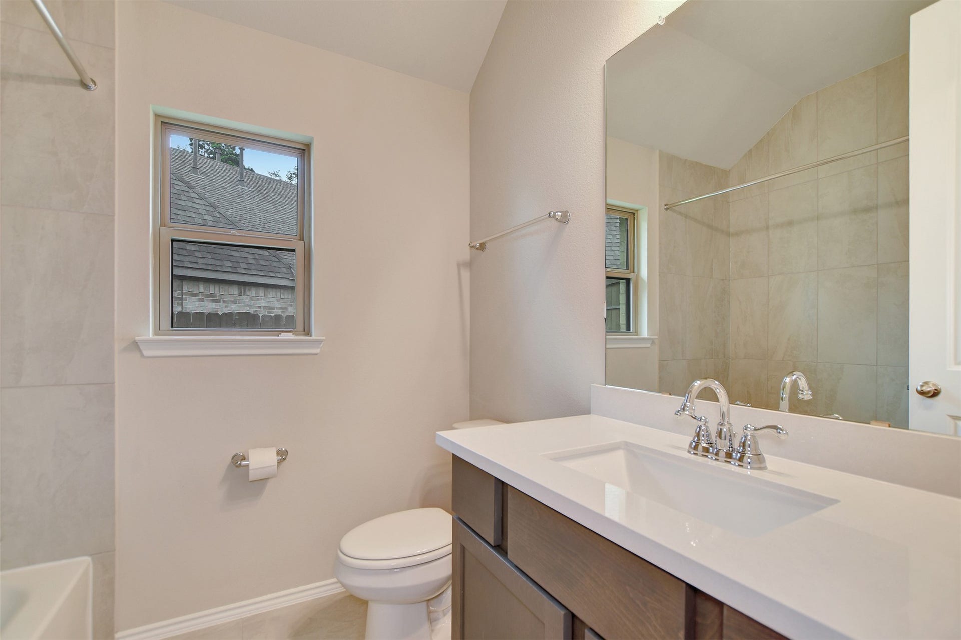 8346 Boundary Waters Drive, Porter, TX 77365 8346 Boundary Waters Drive, Porter, TX 77365