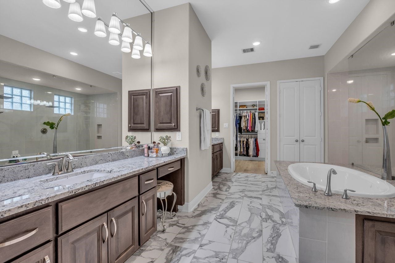 10415 Roseate Skimmer, Conroe, TX 77385 10415 Roseate Skimmer, Conroe, TX 77385