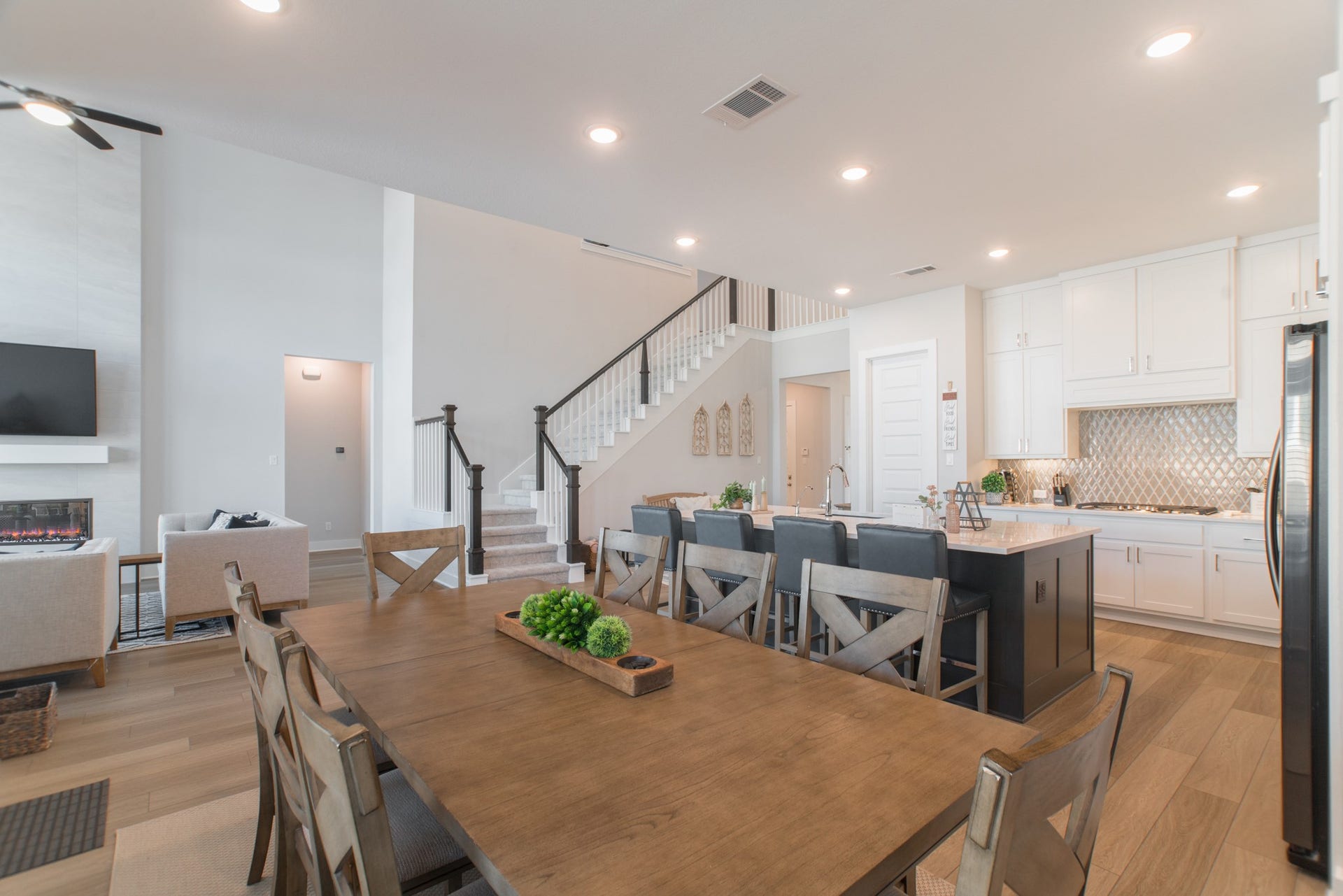8030 Allston Village Trail, The Woodlands, TX 77389 8030 Allston Village Trail, The Woodlands, TX 77389